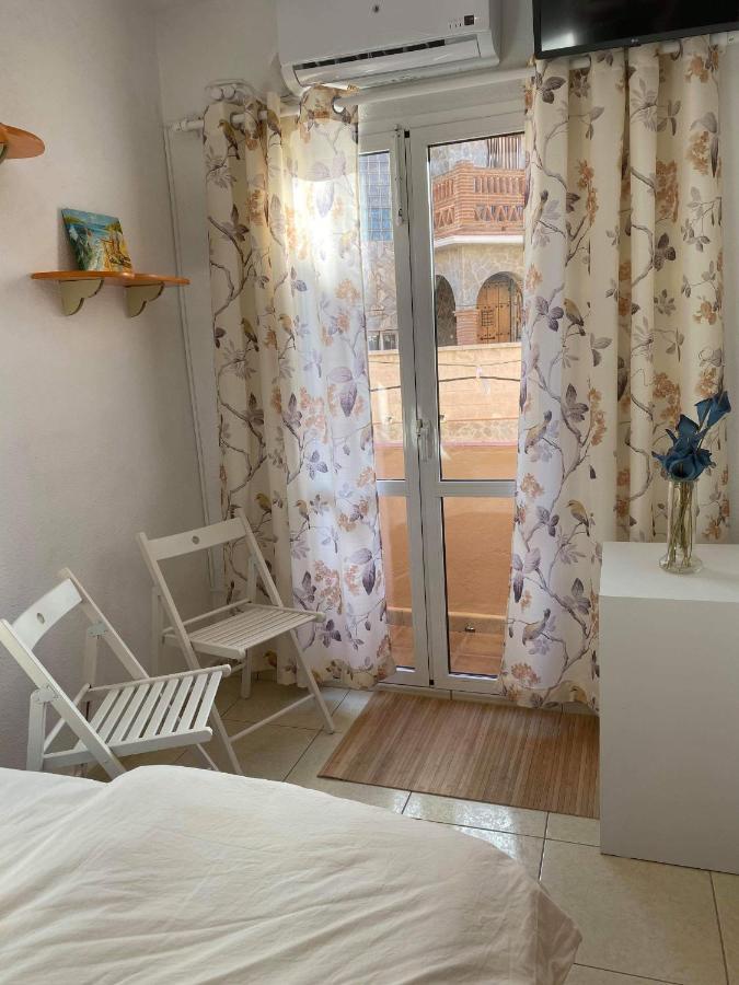 Cozy Rooms In Terraced House Fuengirola Exterior photo