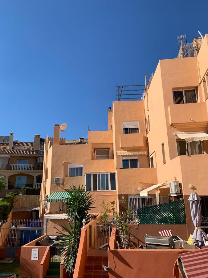 Cozy Rooms In Terraced House Fuengirola Exterior photo