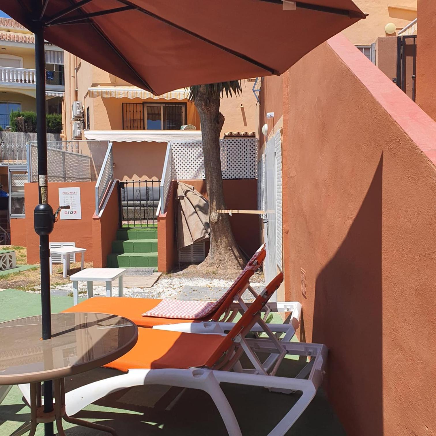 Cozy Rooms In Terraced House Fuengirola Exterior photo